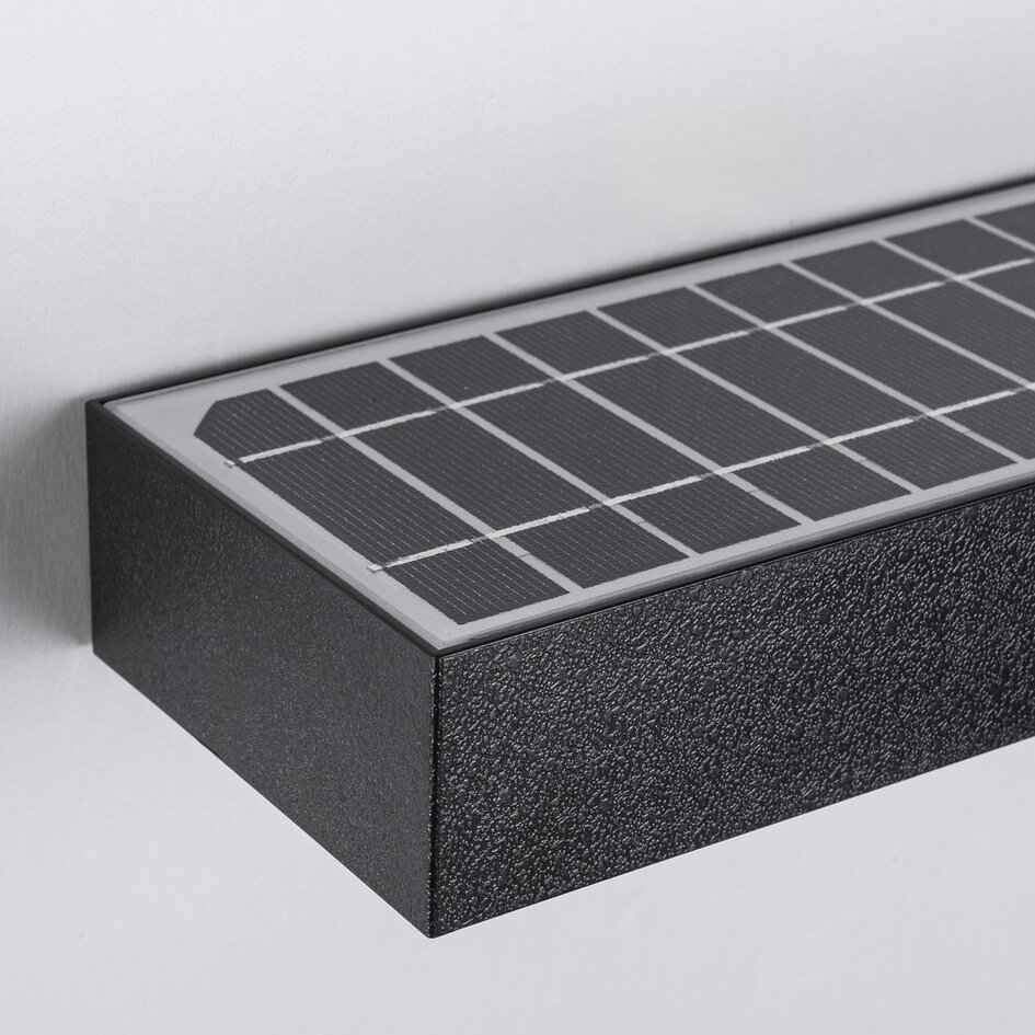 Solar buiten wandlamp Grish met sensor - zwart