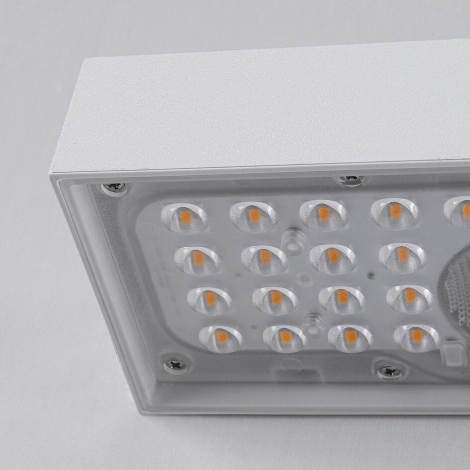Solar buitenwandlamp Grish met sensor - wit en geïntegreerde LED