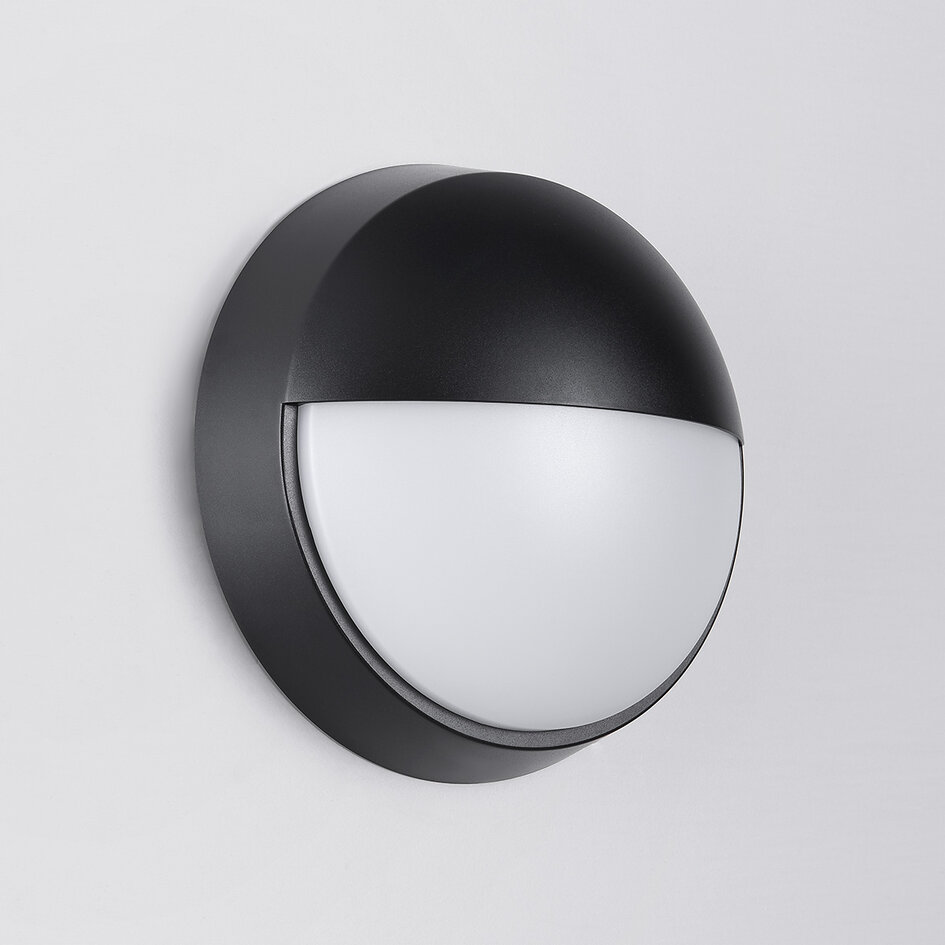 Eigentijdse wandlamp  met in te stellen lichtkleur