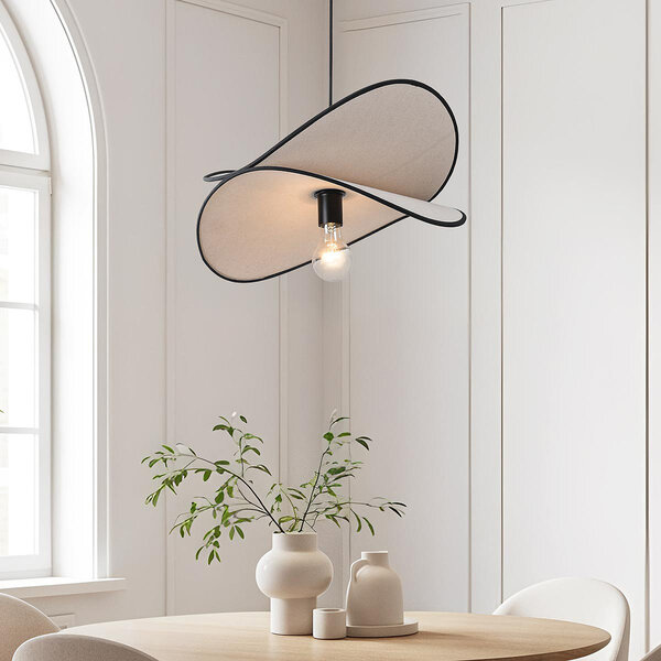 Design hanglamp Sapca, wit linnen met zwarte accenten