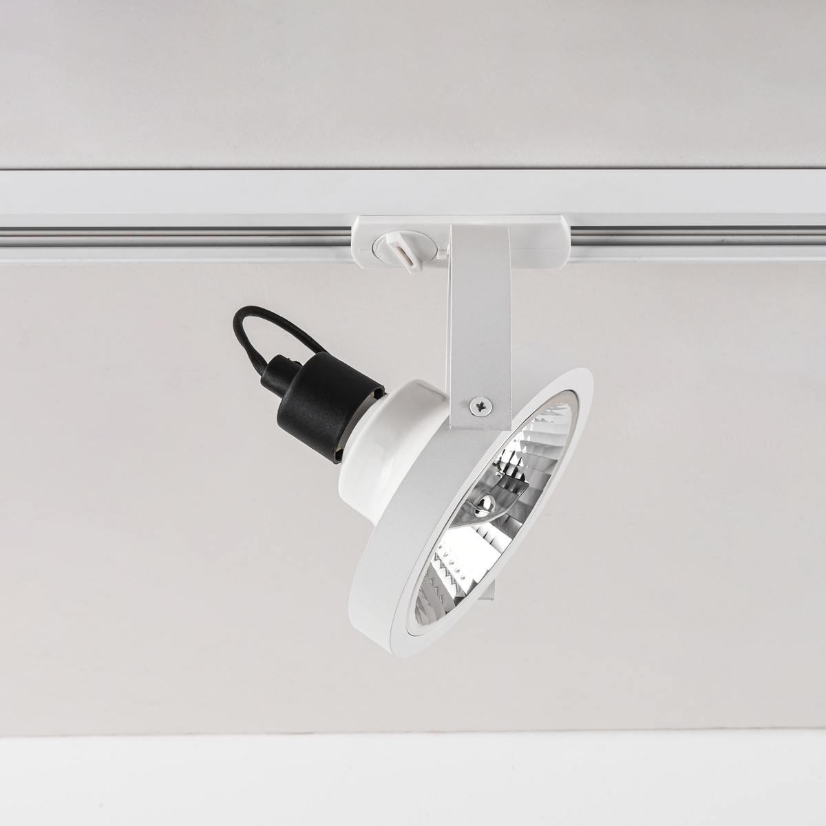 Modern 1-fase railsysteem 1,5 meter met beam spots - LumenXL.nl