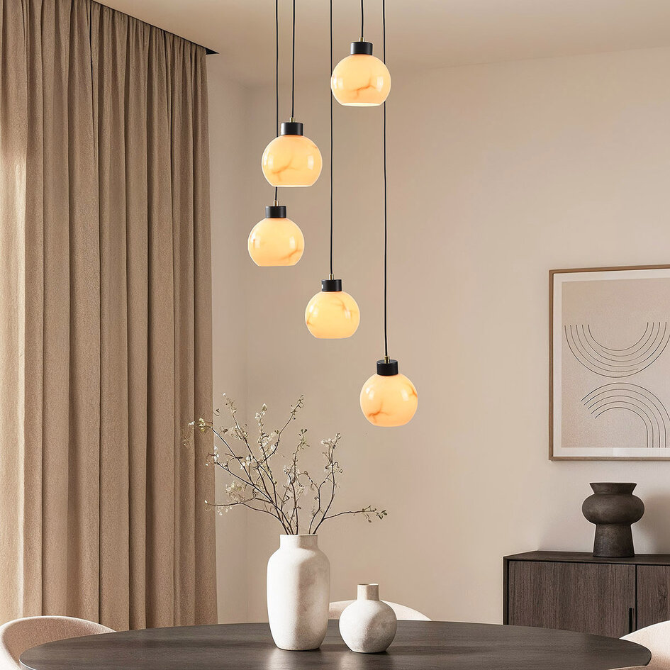 Moderne hanglamp Marmore mat zwart met marmerlook bollen, 5-lichts
