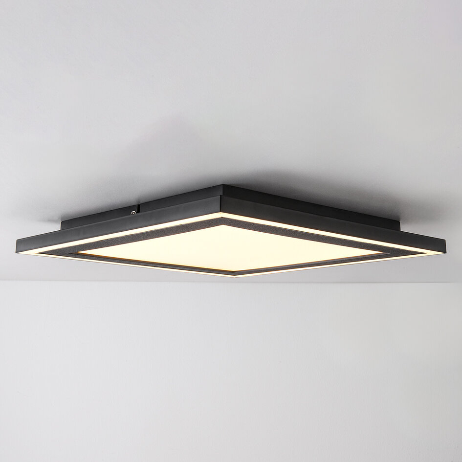 Vierkante plafondlamp Noella met twee lichtpunten, 3-staps dimbaar