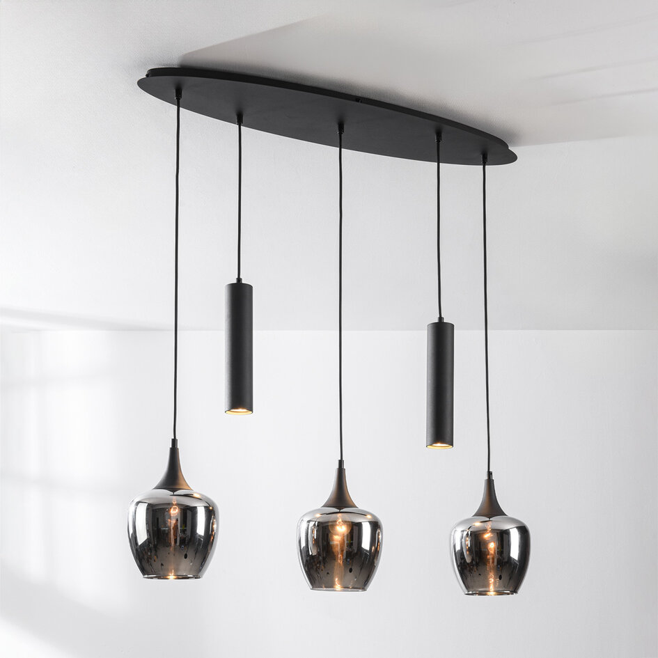 5-lichts hanglamp Eloi met drie rookglazen kappen en twee GU10 spots