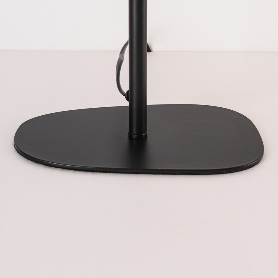 Tafellamp Tavora met twee linnen kappen in lichte, naturelle tinten