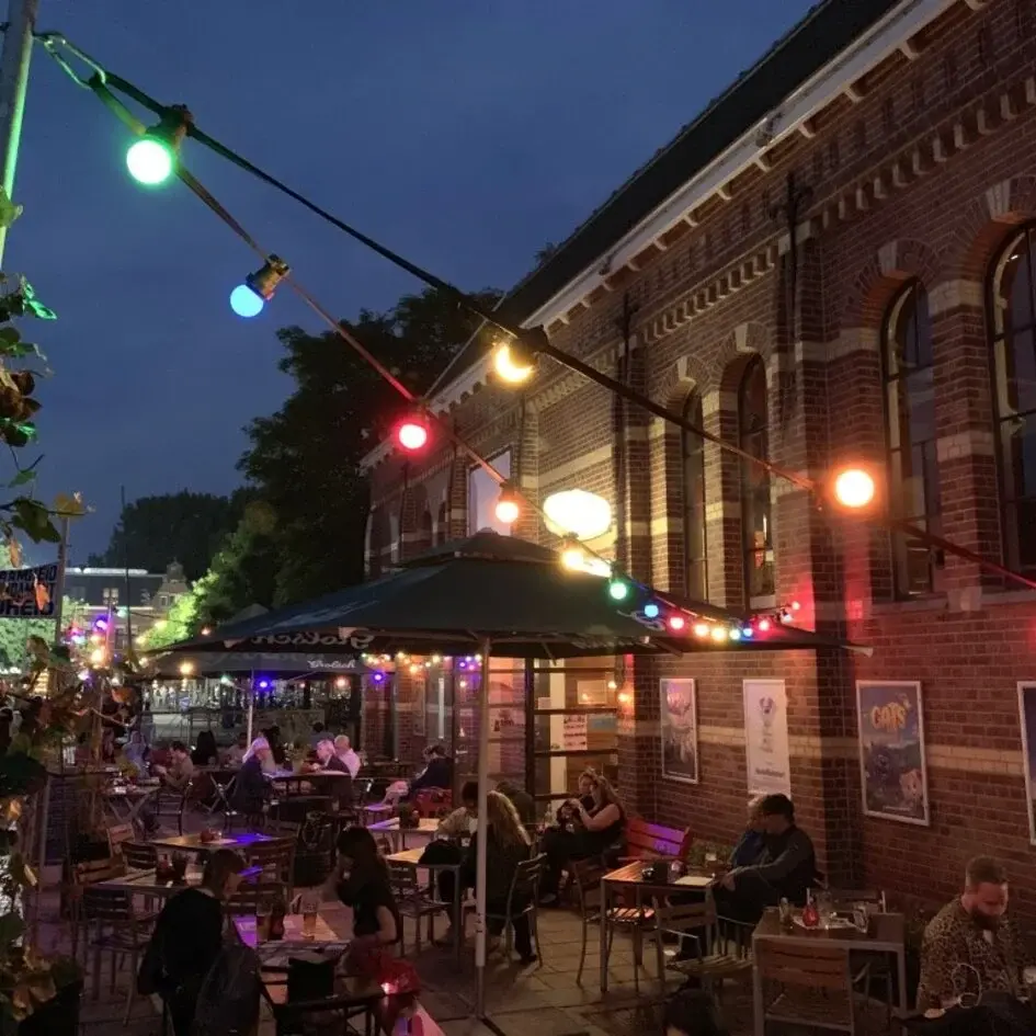 Complete prikkabel set met 8 kleuren LED lampen