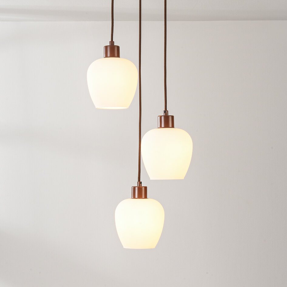 3-lichts hanglamp Stockton - bruin met melkwit glas