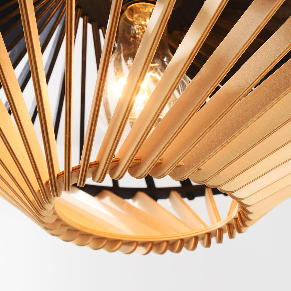 Hanglamp Nordli van hout in zwart en naturel