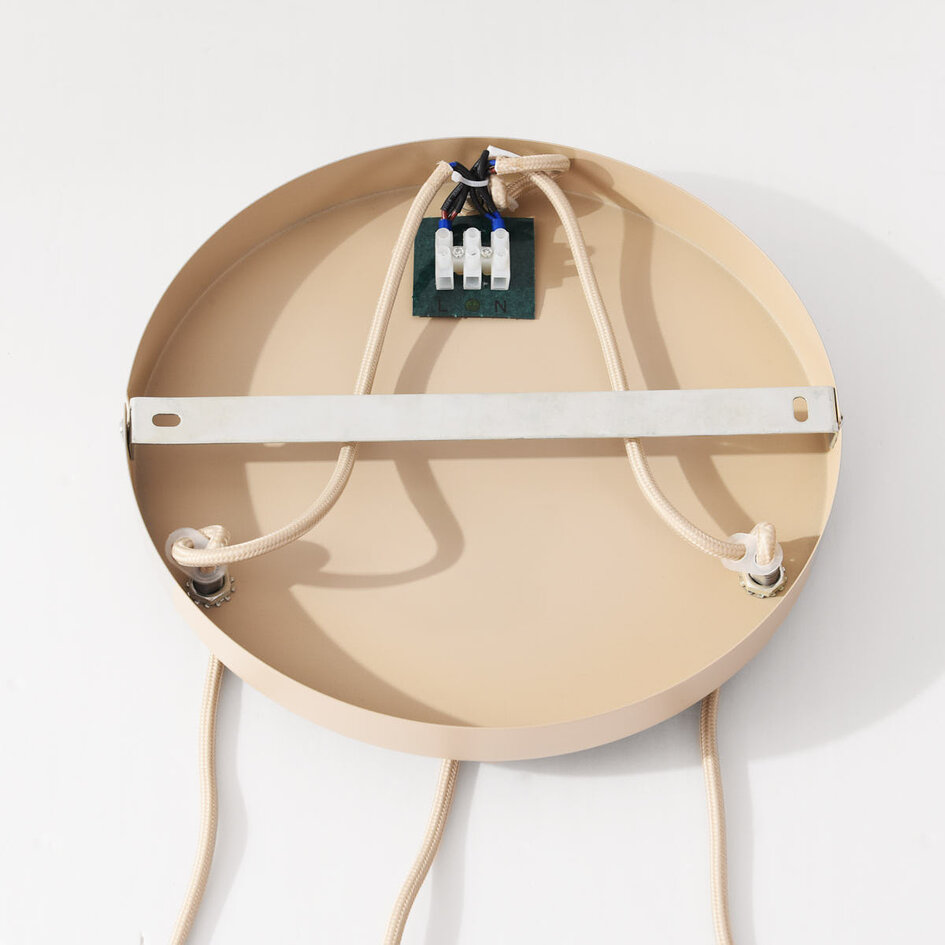 Moderne hanglamp Nudea met beige metalen kappen, 3-lichts