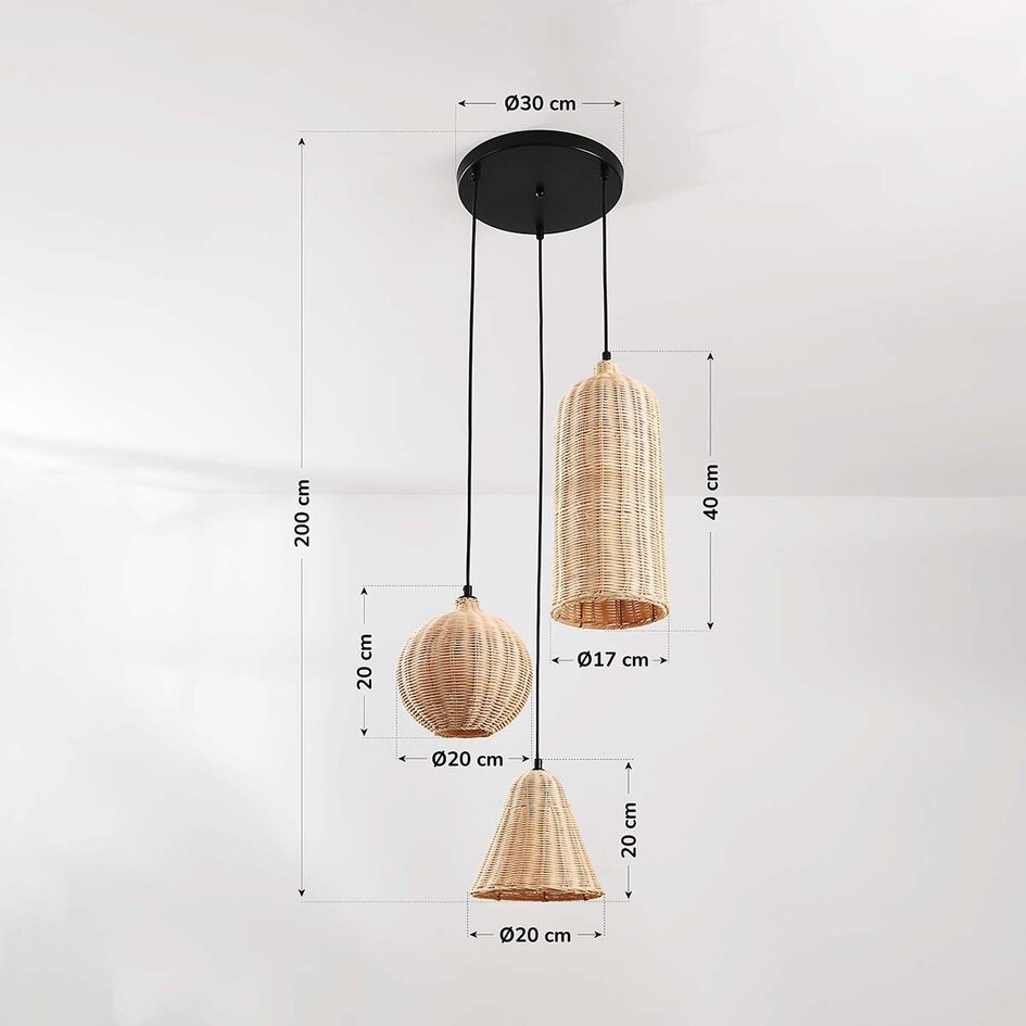 Boho hanglamp Misu van rotan met drie natuurlijke kappen