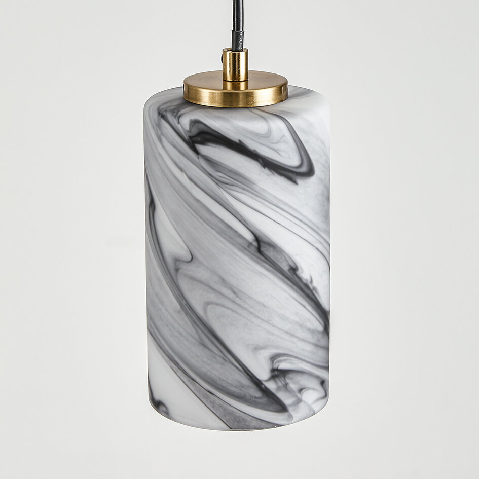 3-lichts hanglamp Vetra met marmerlook glazen kappen – messing goud en zwart