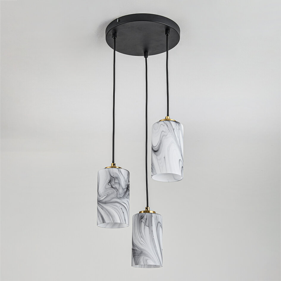 3-lichts hanglamp Vetra met marmerlook glazen kappen – messing goud en zwart
