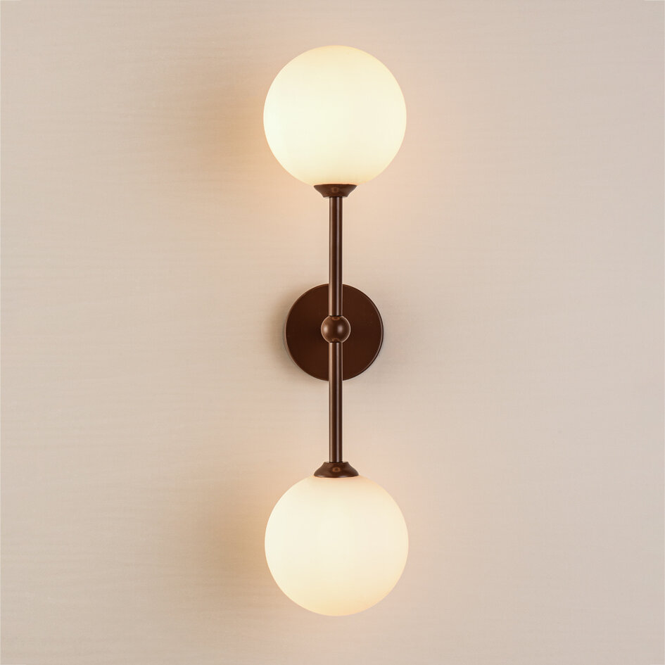 2-lichts wandlamp Runda - bruin met melkwit glas