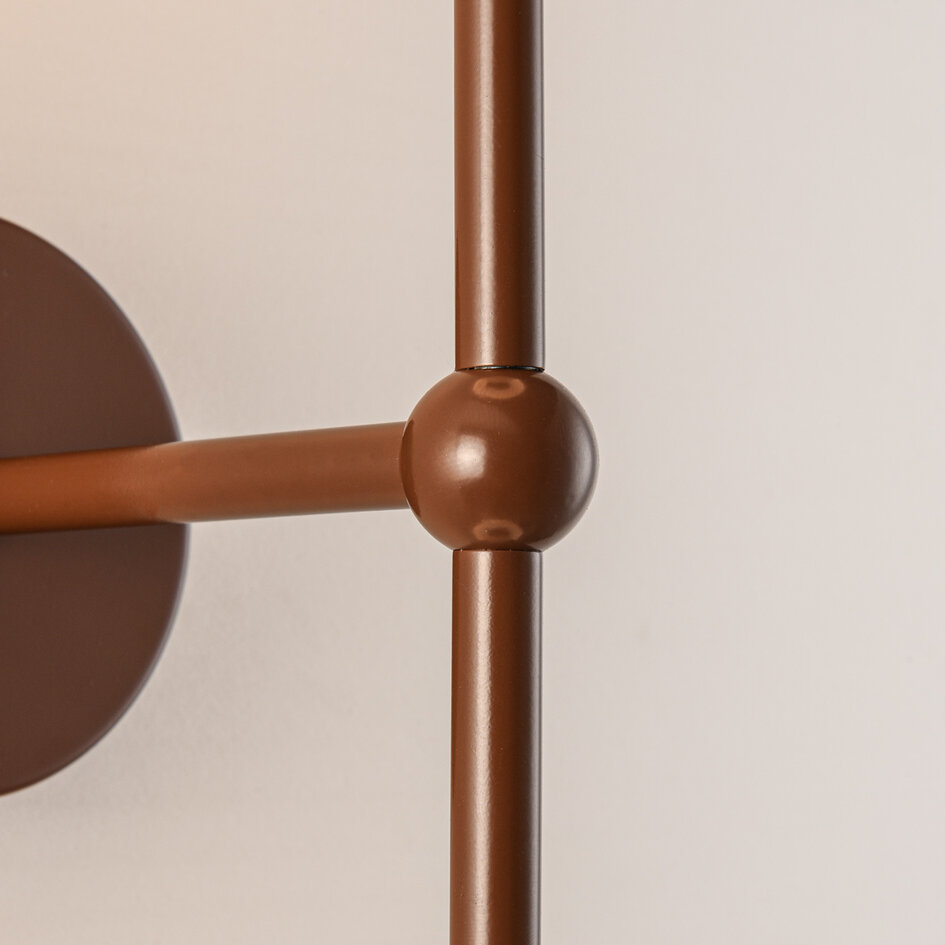 Moderne bruine wandlamp Runda met melkwit glas, 2-lichts