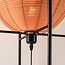 Zwarte vloerlamp Alera met rotanlook