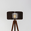 Vloerlamp Oakly met metalen driepoot en houten kap in walnootlook