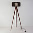 Vloerlamp Oakly driepoot met houten kap - walnootlook