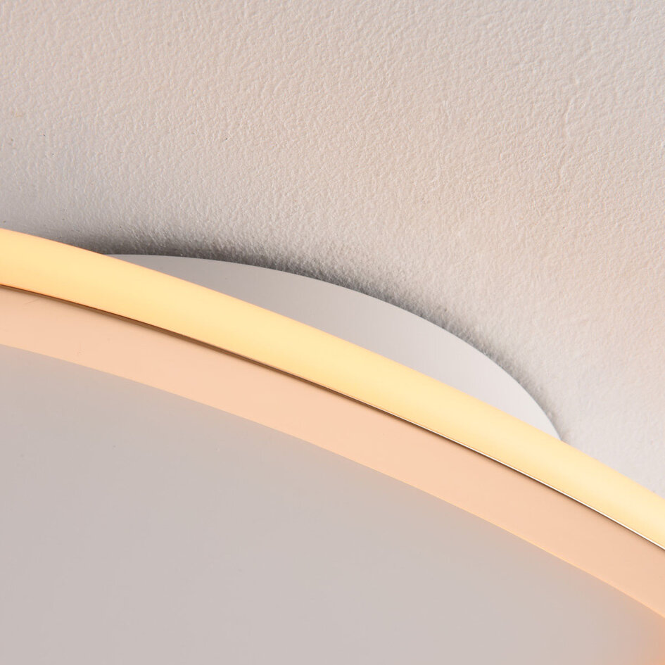 3-staps dimbare plafondlamp Rory in wit met goudaccent