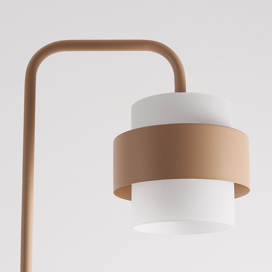 Moderne vloerlamp Kodee in beige met melkwit glas