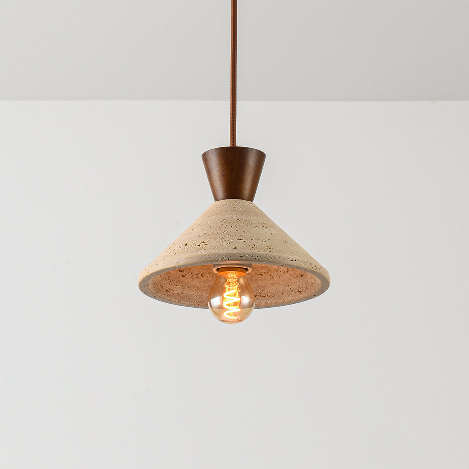 Japandi hanglamp Mara van travertin (natuursteen) en hout