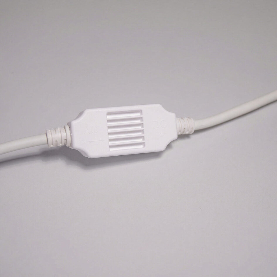 E27 witte koppeladapter om kerstverlichting aan een prikkabel te koppelen