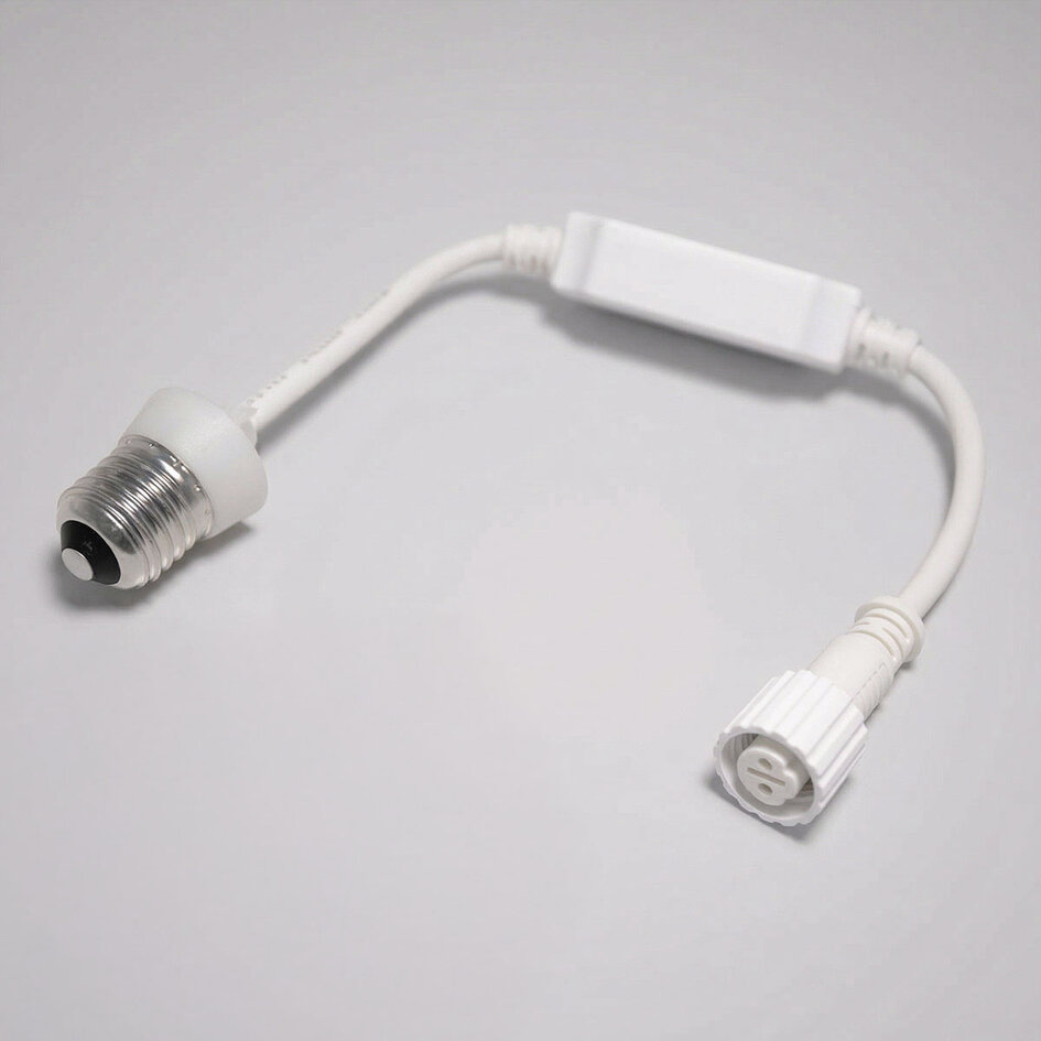 E27 witte koppeladapter om kerstverlichting aan een prikkabel te koppelen