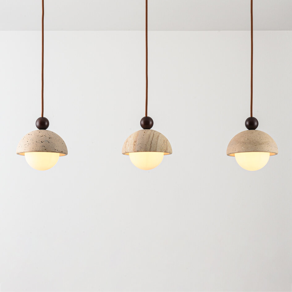 3-lichts hanglamp Vara - travertin (natuursteen), hout en melkwit glas