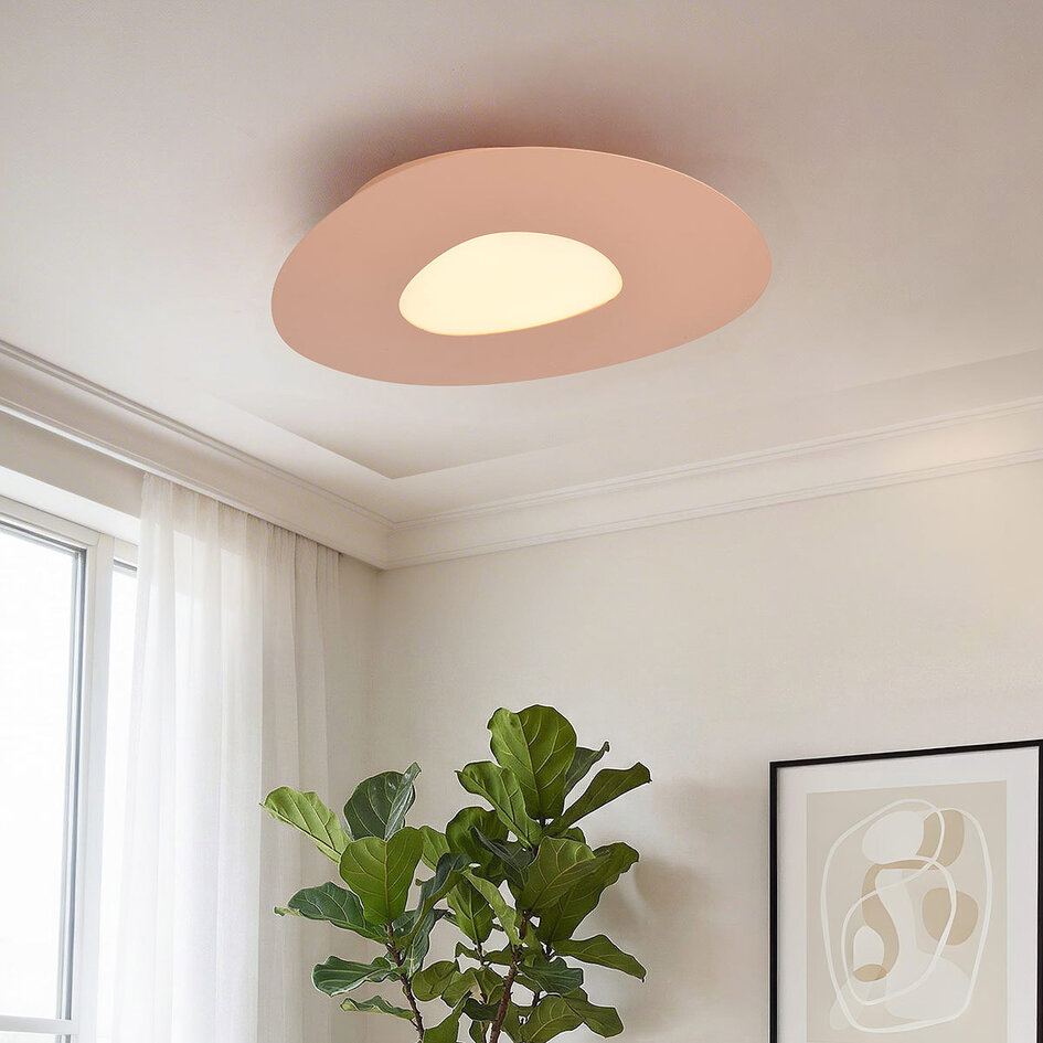 Plafondlamp Felora in warm beige met organische vorm