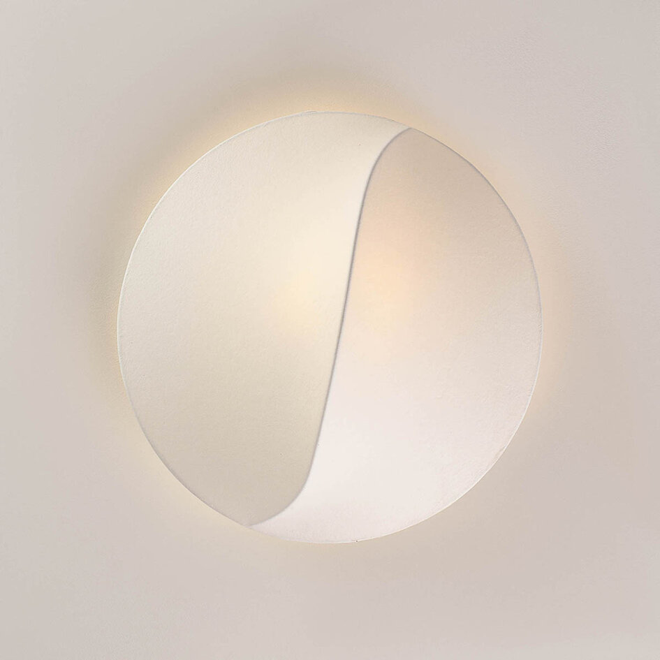 Plafondlamp Korena met vloeiende vorm en zijde-look kap - wit