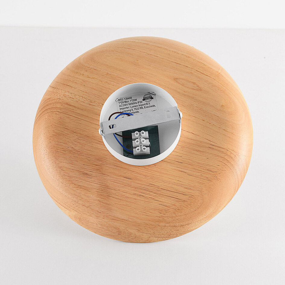 Plafondlamp Ruvo van lichthout en melkwitte glazen bol