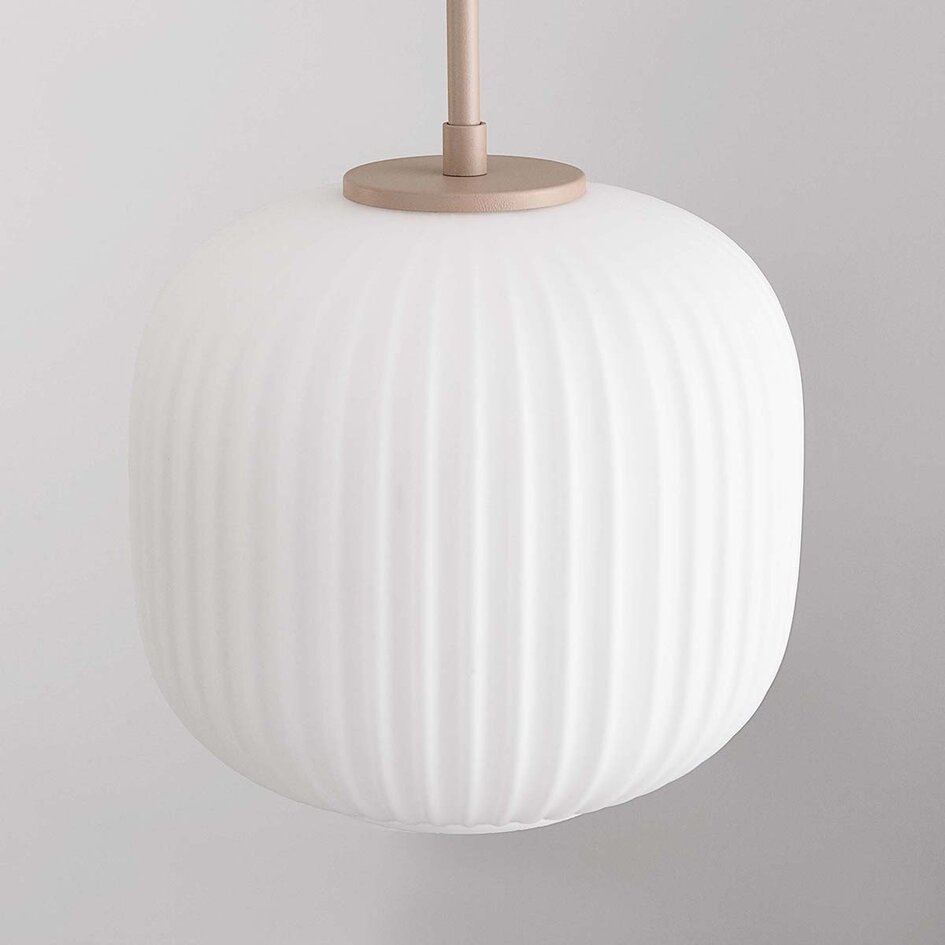Hanglamp Meliora beige met 3 geribbelde glazen kappen