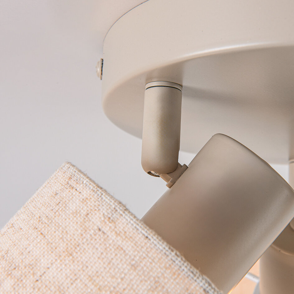 Beige plafondlamp Avan met 3 verstelbare linnen kappen