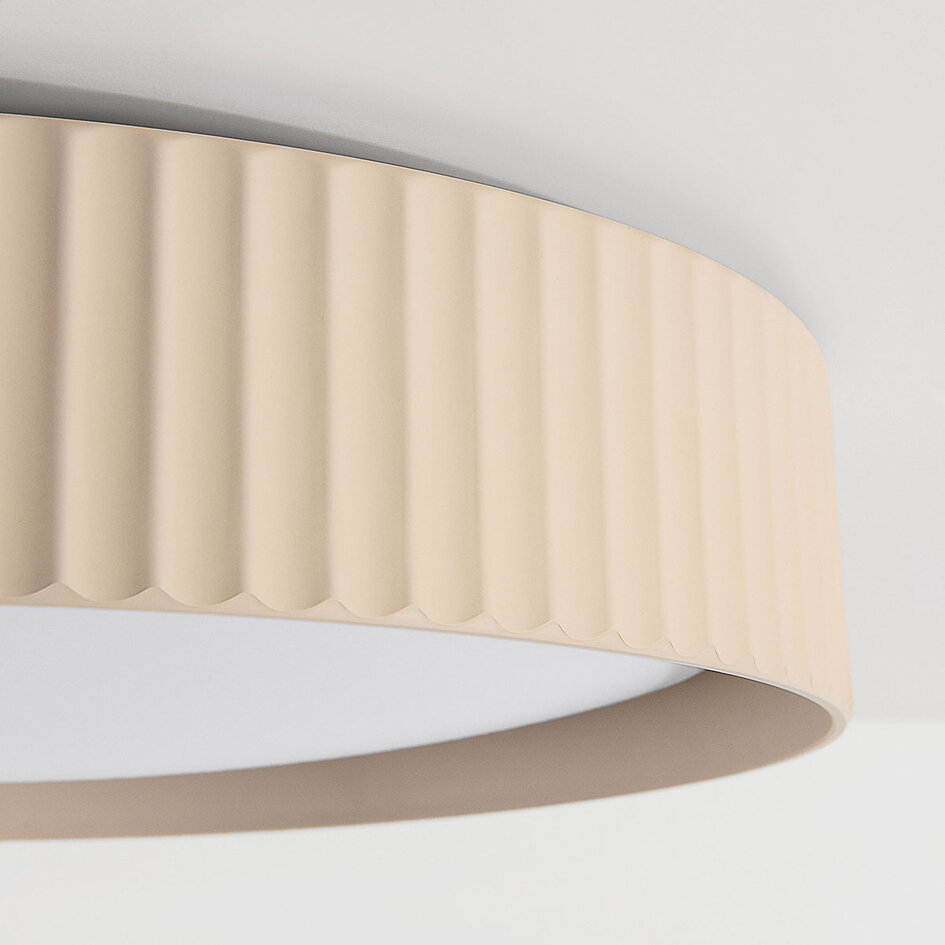 Plafondlamp Palomo beige met geribbelde rand en 3-staps dimbare LEDs