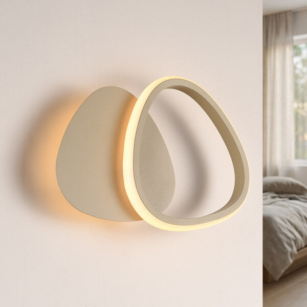 Design wandlamp Melana met geïntegreerde LED in zandbeige