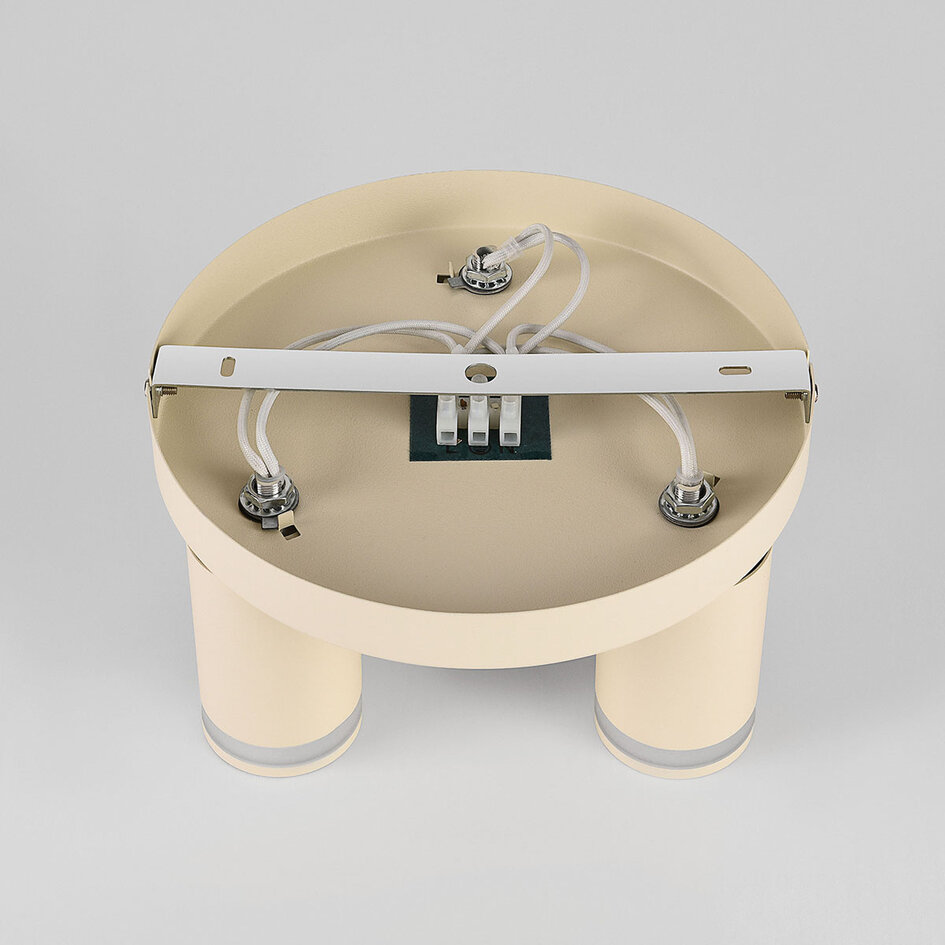 3-lichts plafondspot Focalo met draaibare spots in lichtbeige