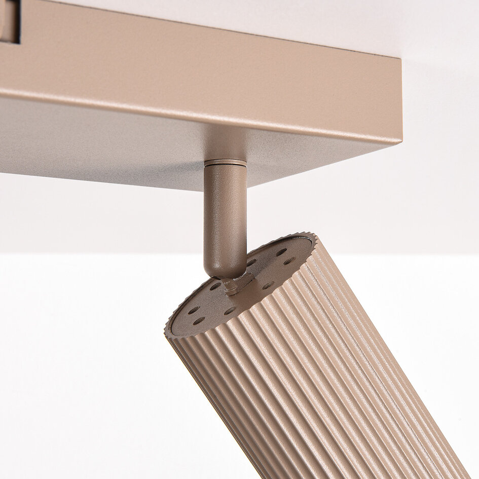 Plafondlamp Blaze met 3 geribbelde, verstelbare spots - zandbeige