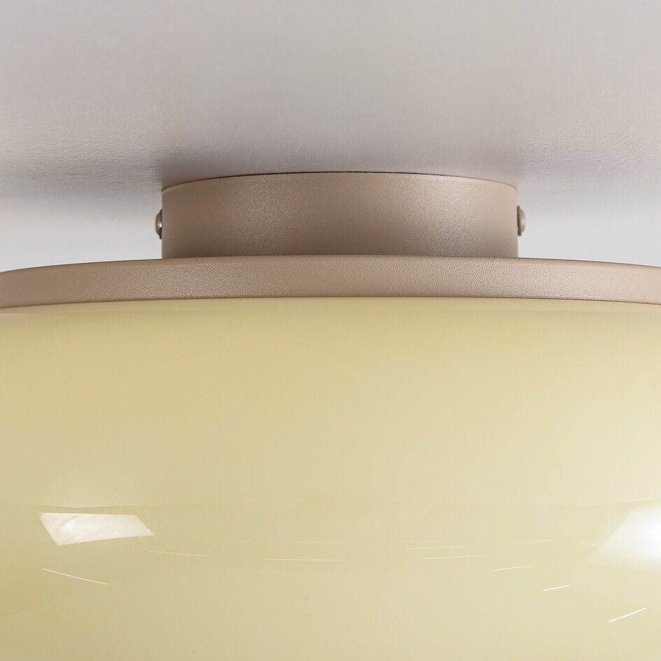 Plafondlamp Rosalie met beige glas