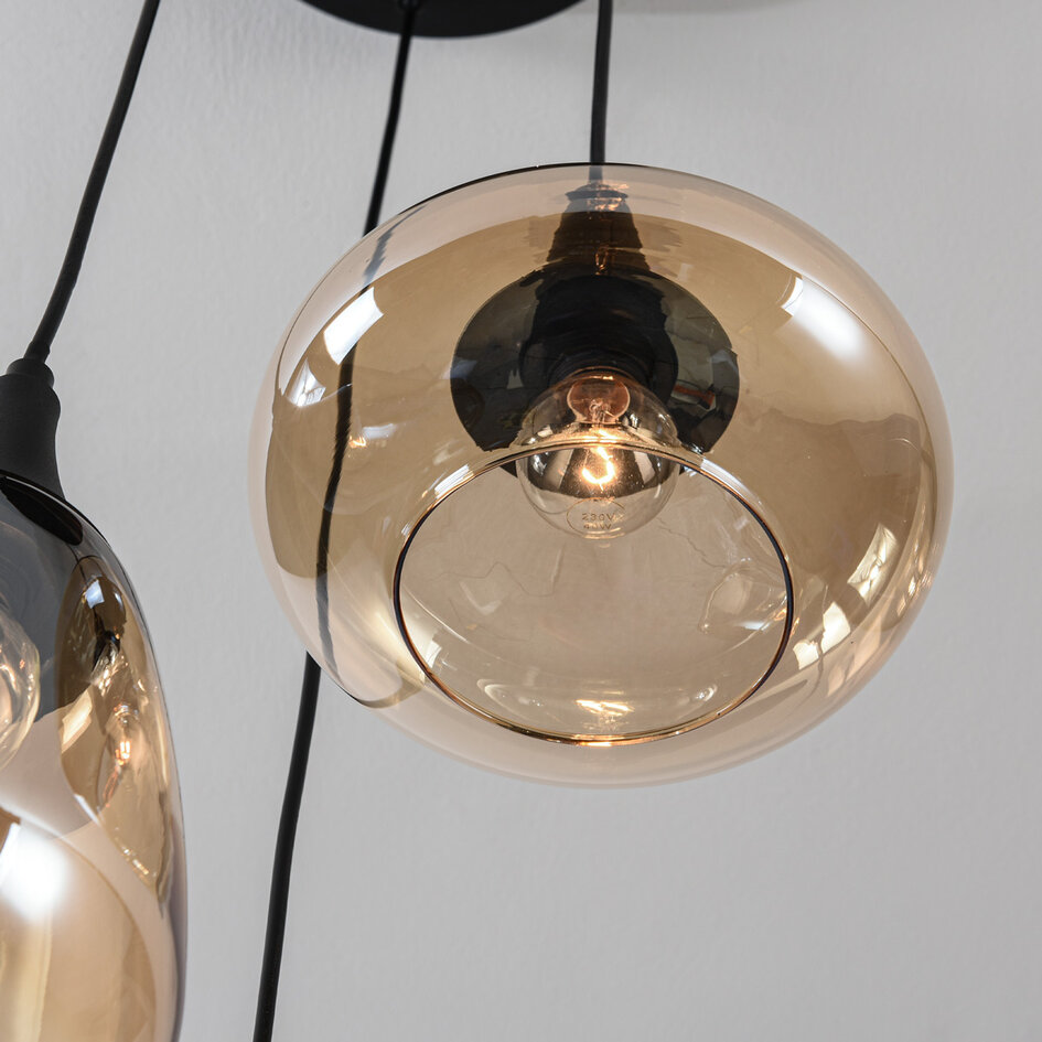 3-lichts hanglamp Loua - zwart met amber glas