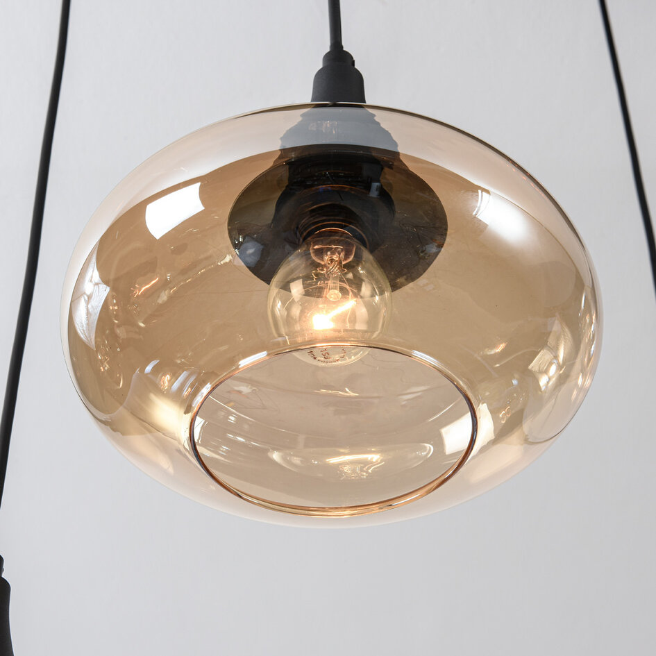 Zwarte hanglamp Loic met amber glas, 6-lichts