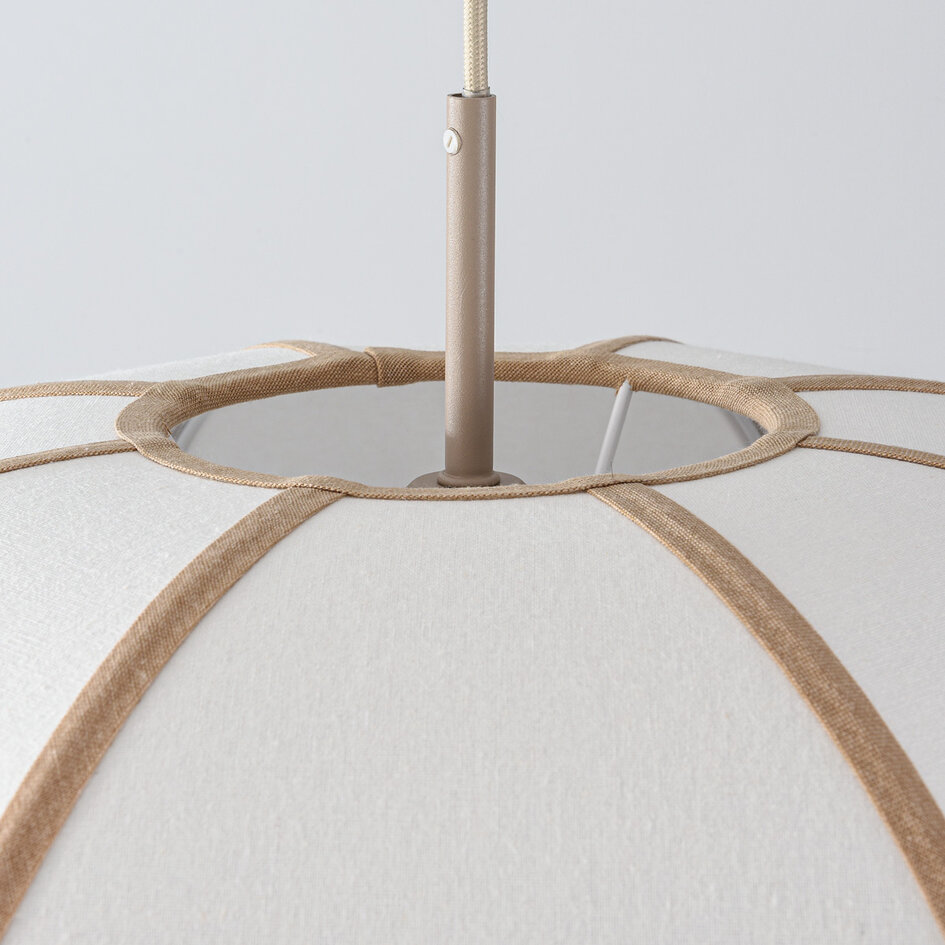 Hanglamp Ovala Ø60 cm - beige linnen kap met bruine accenten