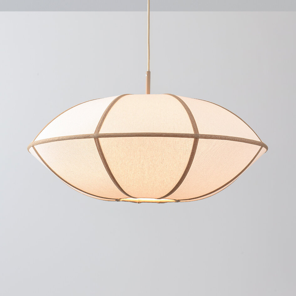 Hanglamp Ovala Ø60 cm - beige linnen kap met bruine accenten