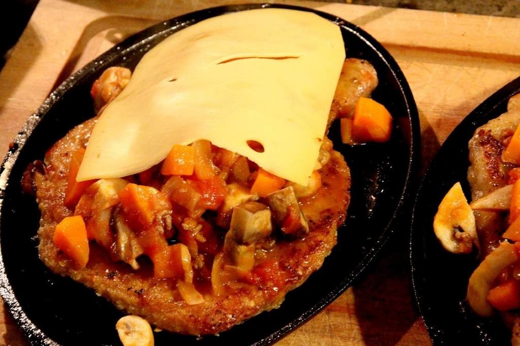 Schnitzel gepaneerd - bovenbil