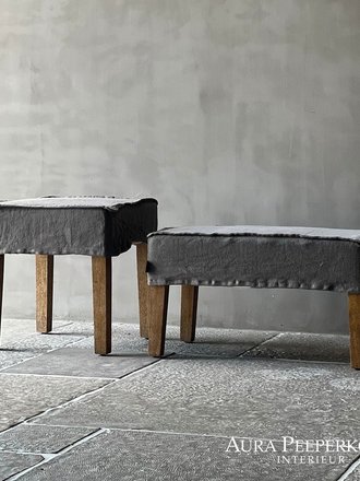 Aura Peeperkorn Hocker Aura Peeperkorn Hocker