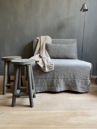 Aura Peeperkorn Houten krukje Aura Peeperkorn Houten krukje