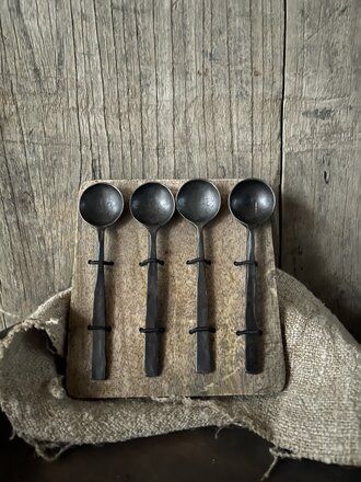 Aura Peeperkorn Lepelset van 4 stuks small  black  Aura  Peeperkorn