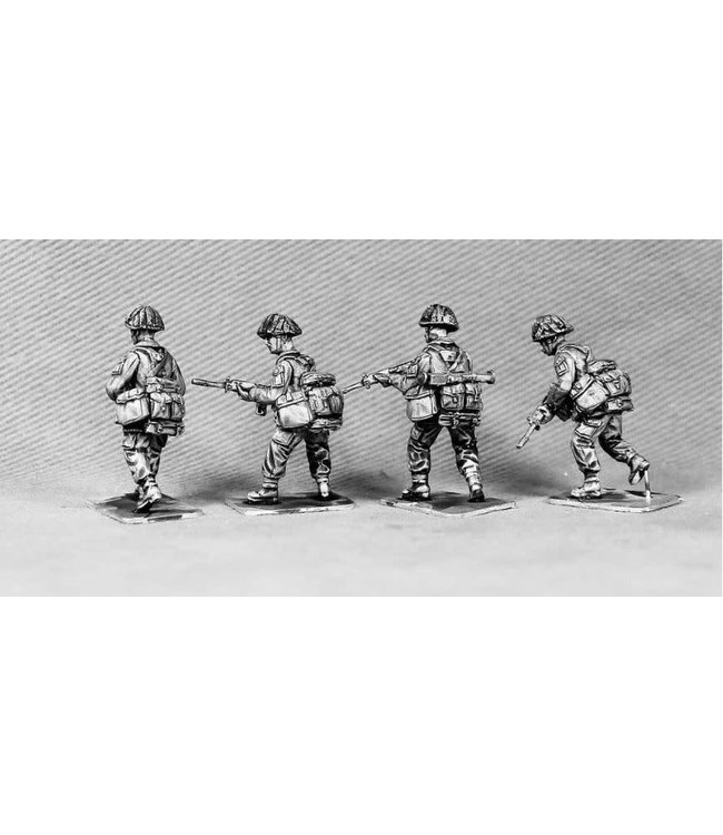 British Infantry Advancing (BAOR8)