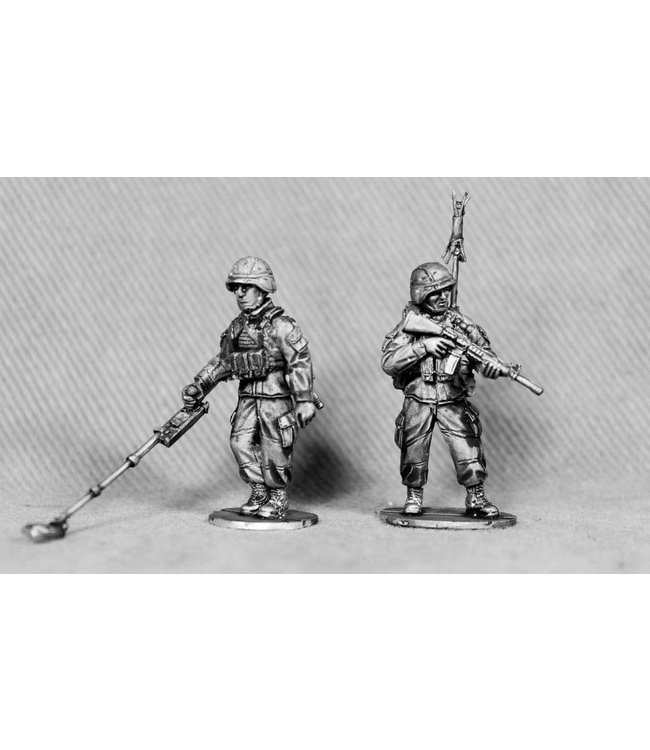 US Marines THOR Team for IED Work (USMC17)