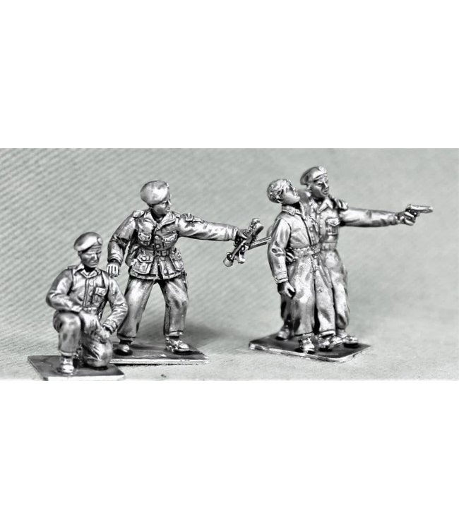 Bailed out British armoured vehicle crew (BAOR18)