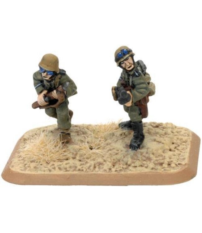 Made 2 Order: Company HQ (Afrika)