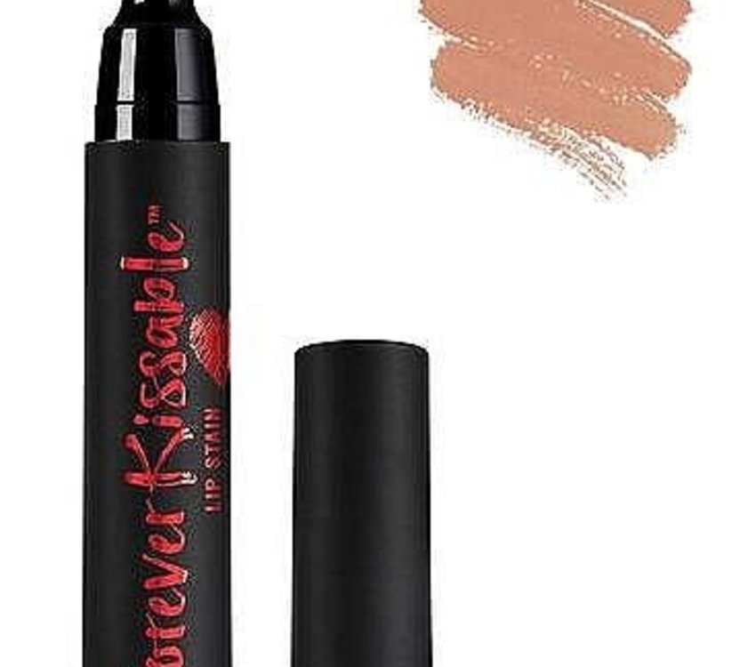 Ardell Forever Kissable Sneak Preview